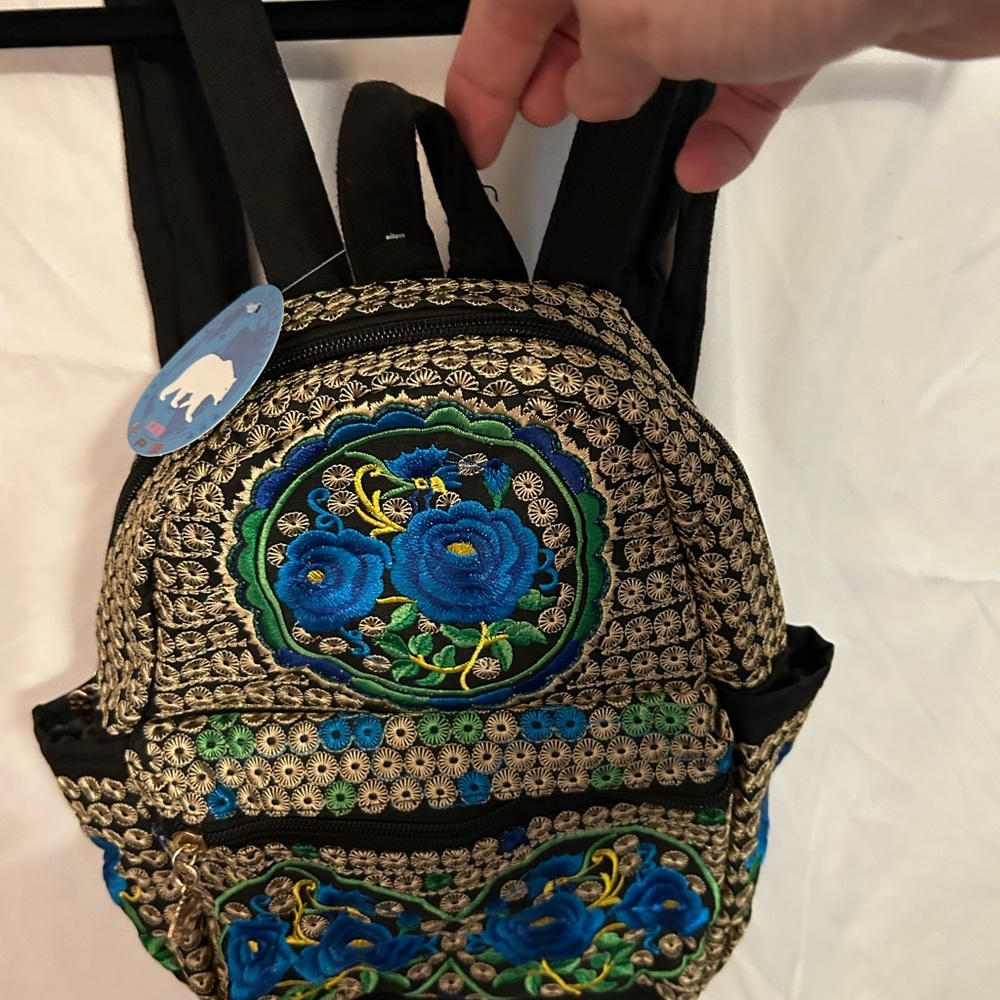 Boho floral Embroidered Mexican Backpack NWT with adjustable straps